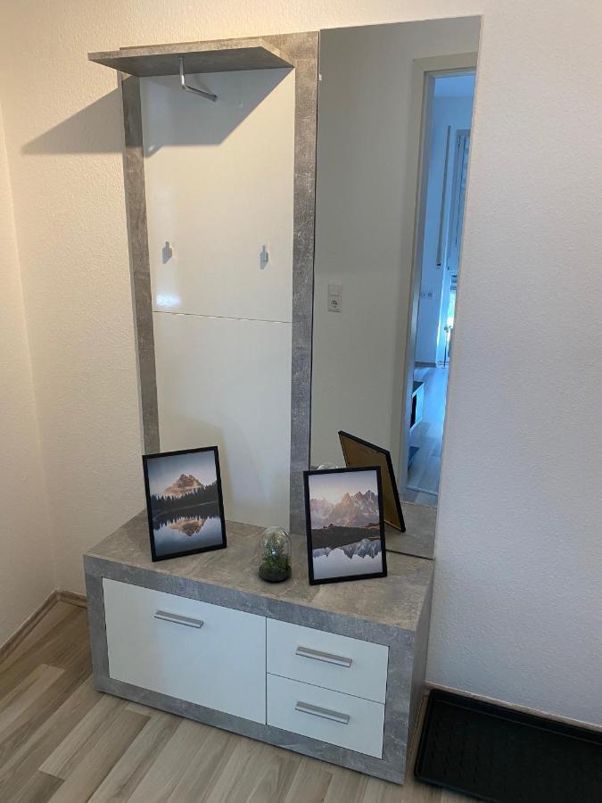 3 Zimmer Apartment In S-Bahn Naehe, 76 Qm, Max 5 Pers, 30Qm Dachterasse, Garage, Internet 1000 Mbit Gaertringen ภายนอก รูปภาพ