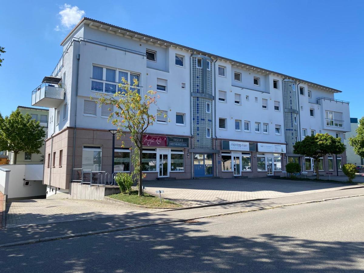 3 Zimmer Apartment In S-Bahn Naehe, 76 Qm, Max 5 Pers, 30Qm Dachterasse, Garage, Internet 1000 Mbit Gaertringen ภายนอก รูปภาพ